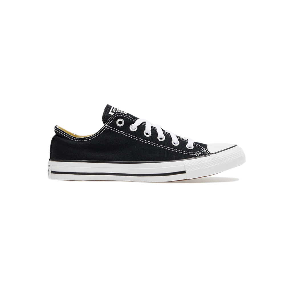 Converse Classic Shoe Low Top, Color Black