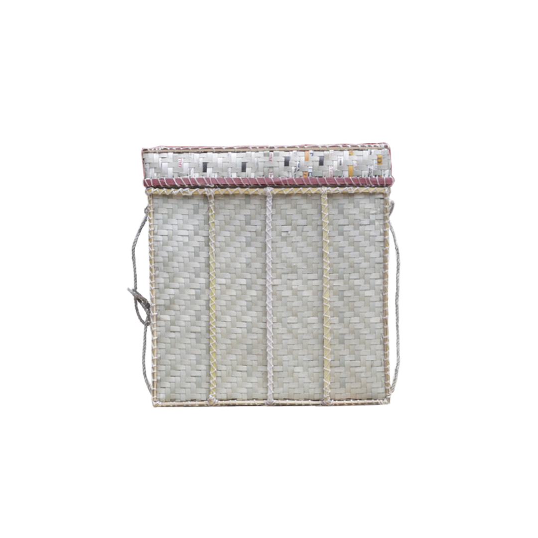 Aesthetic Bhutanese Hand Woven/Made Carry Basket Pattern 1 | Size: Medium | Dimensions: Length-40cm, Width-23cm, Height-43cm