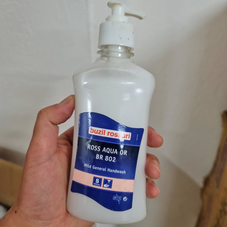 Buzil Ross Aqua Mild General Handwash, 250ml